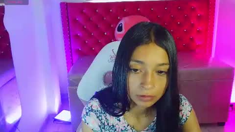 Snapshot of aylanny_m chatting on June 17, 3:02 pm aylanny_m online show from June 17, 3:02 pm