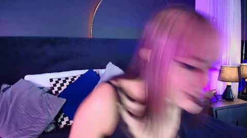 Aylen online show from May 2, 7:52 pm