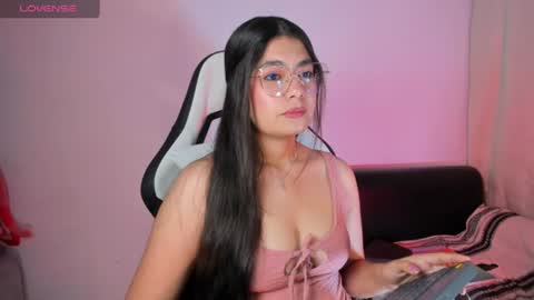 Snapshot of aylenmiller_ chatting on July 23, 1:19 am Aylen online show from July 23, 1:19 am