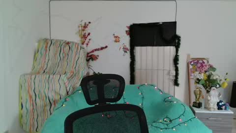 Snapshot of aylin_diazz chatting on May 20, 8:26 pm Aylin online show from May 20, 8:26 pm