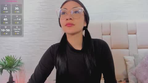 ayllin  online show from November 20, 11:32 am