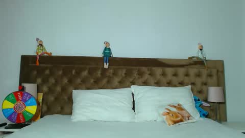 Aylin online show from December 3, 3:47 am