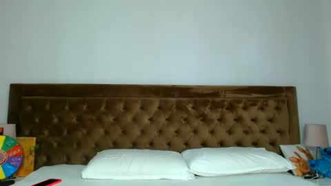 Snapshot of aylinhoney chatting on June 21, 5:54 am Aylin online show from June 21, 5:54 am