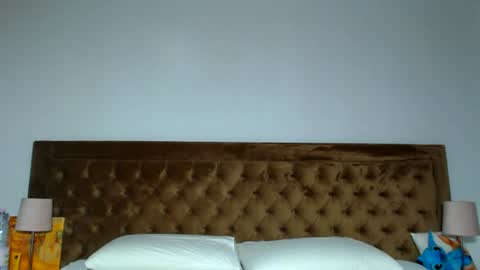 Snapshot of aylinhoney chatting on July 15, 5:12 am Aylin online show from July 15, 5:12 am