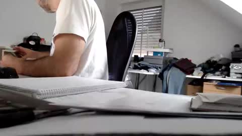 Snapshot of aylinniyerim chatting on October 10, 8:02 am aylinniyerim online show from October 10, 8:02 am