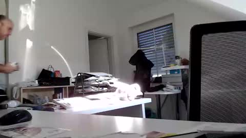 aylinniyerim online show from February 25, 9:19 am