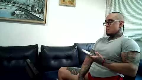 Ayrton naffah2 online show from June 23, 7:56 pm
