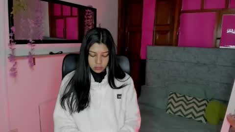 Snapshot of aysha_winxs chatting on May 17, 3:26 am Aysha online show from May 17, 3:26 am