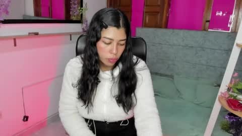 Snapshot of aysha_winxs chatting on June 7, 4:16 am Aysha online show from June 7, 4:16 am