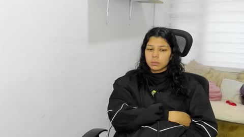 Snapshot of aysha_winxx chatting on October 25, 11:51 am aysha_winxx online show from October 25, 11:51 am