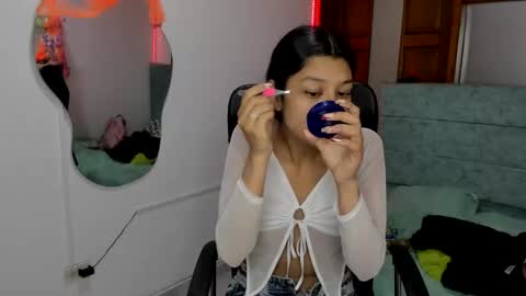 Snapshot of aysha_winxx chatting on November 5, 3:06 am aysha_winxx online show from November 5, 3:06 am