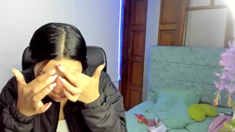 Snapshot of aysha_winxx chatting on November 27, 3:30 am aysha_winxx online show from November 27, 3:30 am