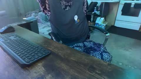 Snapshot of az_tall chatting on January 14, 11:53 pm Gem online show from January 14, 11:53 pm