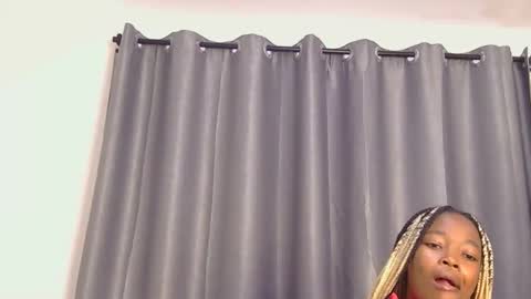 Snapshot of azalea46 chatting on May 31, 6:09 pm Azalea online show from May 31, 6:09 pm