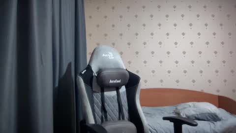 azazelmax online show from January 18, 1:18 pm