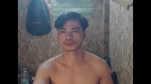 Snapshot of azn_philip chatting on June 3, 5:54 am Philip online show from June 3, 5:54 am