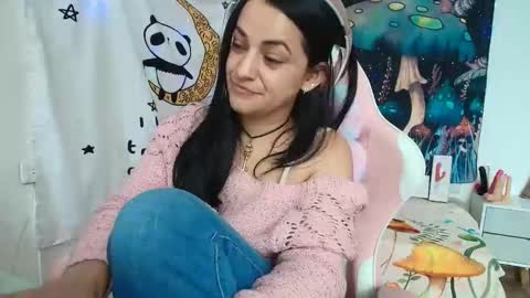 Azucena R online show from April 27, 6:39 pm