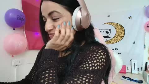 Snapshot of azucenaxxxgp chatting on May 11, 4:04 pm Azucena R online show from May 11, 4:04 pm