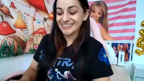 Snapshot of azucenaxxxgp chatting on July 2, 4:46 pm Azucena R online show from July 2, 4:46 pm