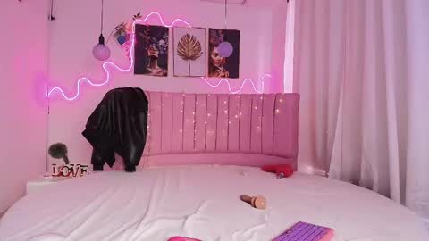 Snapshot of azul_horny chatting on December 26, 8:42 pm PRINCESS AZUL. online show from December 26, 8:42 pm