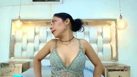 AZUL online show from August 3, 8:12 pm