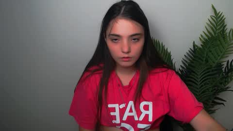 azumi_chan_ online show from September 17, 8:10 pm