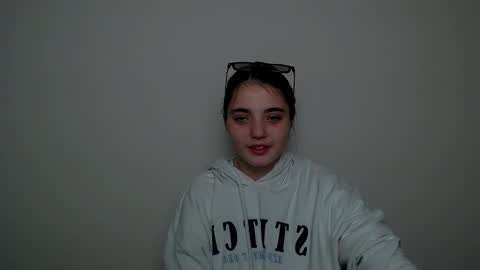 azumi_chan_ online show from October 29, 11:39 pm