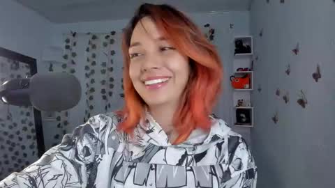 azumi saan online show from October 12, 1:59 am