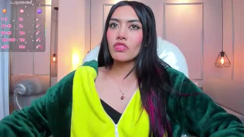 Snapshot of azurakindong chatting on October 16, 7:59 pm Azura online show from October 16, 7:59 pm