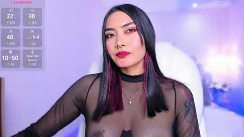 Snapshot of azurakindong chatting on June 11, 12:32 am Azura online show from June 11, 12:32 am
