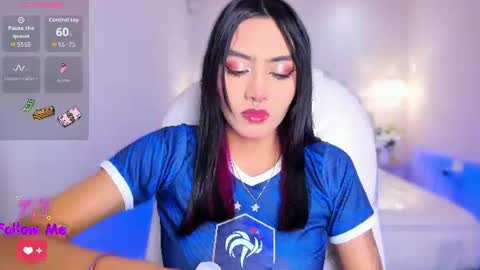 Azura online show from July 18, 7:06 pm