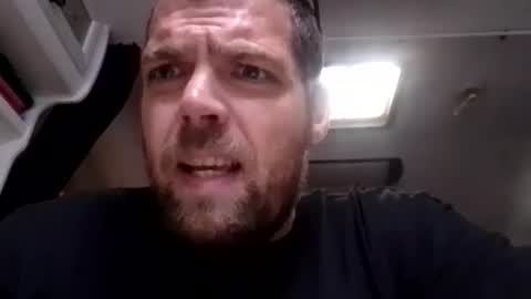 Snapshot of azza42086 chatting on April 26, 8:45 am azza42086 online show from April 26, 8:45 am