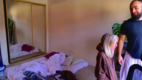 b1gbanana online show from January 24, 4:39 pm