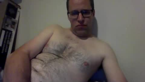 Snapshot of b21lundeen chatting on January 8, 12:57 am your-personal-weener online show from January 8, 12:57 am