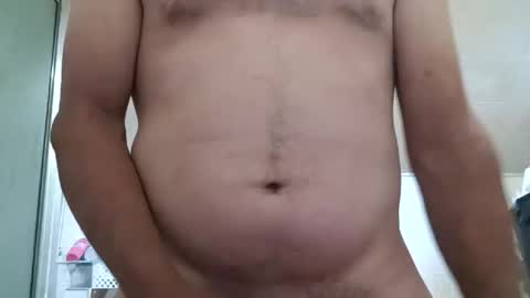 Snapshot of b269852976100 chatting on June 3, 10:37 pm b269852976100 online show from June 3, 10:37 pm