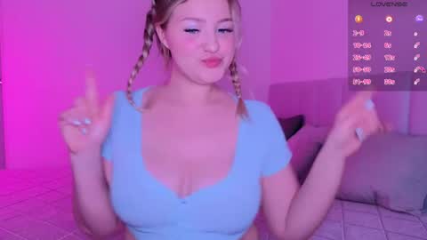 Bella Wooowww online show from April 29, 2:37 am