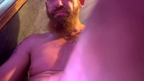 Snapshot of b_ready772 chatting on July 21, 6:21 pm b_ready772 online show from July 21, 6:21 pm