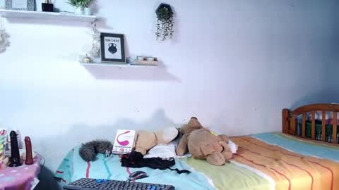 Snapshot of babby_swet chatting on May 10, 2:50 am babby_swet online show from May 10, 2:50 am