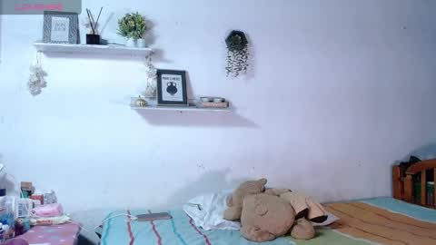 Snapshot of babby_swet chatting on May 20, 10:21 am babby_swet online show from May 20, 10:21 am