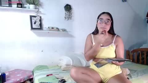Snapshot of babby_swet chatting on July 19, 1:15 pm babby_swet online show from July 19, 1:15 pm
