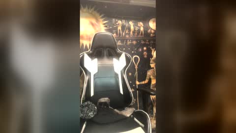 babecalvinwatts online show from February 7, 3:54 am