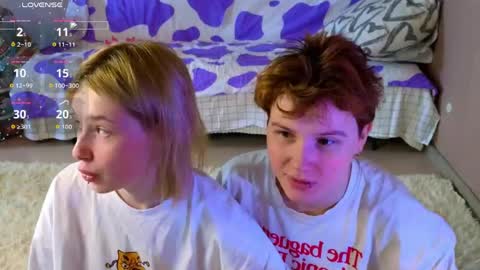 Snapshot of babees_eva chatting on May 9, 2:50 am Sweety Eva online show from May 9, 2:50 am