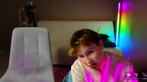Snapshot of babees_eva chatting on May 11, 2:45 pm Sweety Eva online show from May 11, 2:45 pm