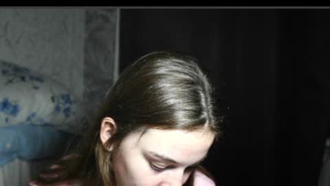 Snapshot of babemilana chatting on June 16, 11:40 pm OnlyOli online show from June 16, 11:40 pm