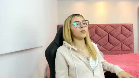 Maddie online show from February 24, 7:23 pm