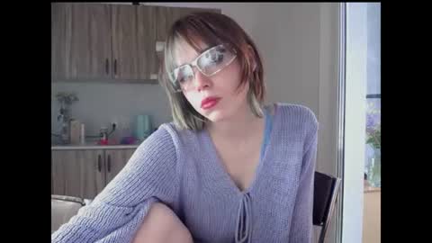 Snapshot of baby_ada chatting on June 15, 2:47 am baby ada online show from June 15, 2:47 am