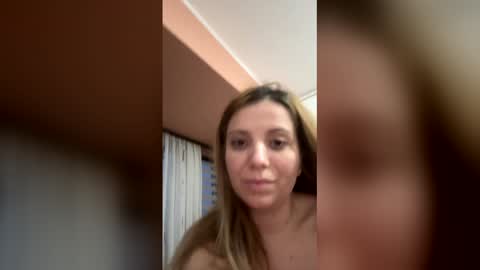 Snapshot of baby_blondee chatting on April 16, 5:25 pm Baby Blonde online show from April 16, 5:25 pm