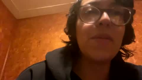 Snapshot of baby_bluu chatting on January 23, 1:41 am blue online show from January 23, 1:41 am