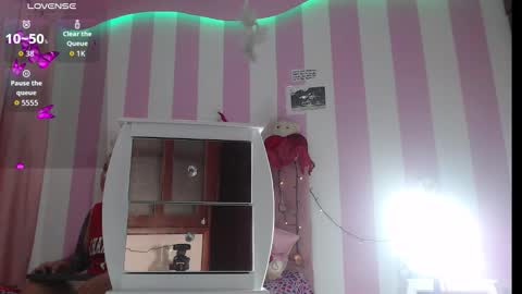 zaleya online show from December 3, 10:57 am