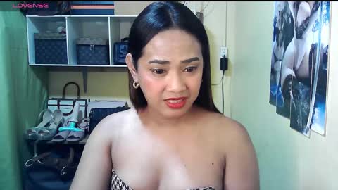 Snapshot of baby_cassandra chatting on January 23, 4:52 am cassandra online show from January 23, 4:52 am